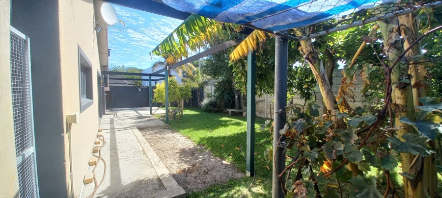 4 Bedroom Property for Sale in Wetton Western Cape